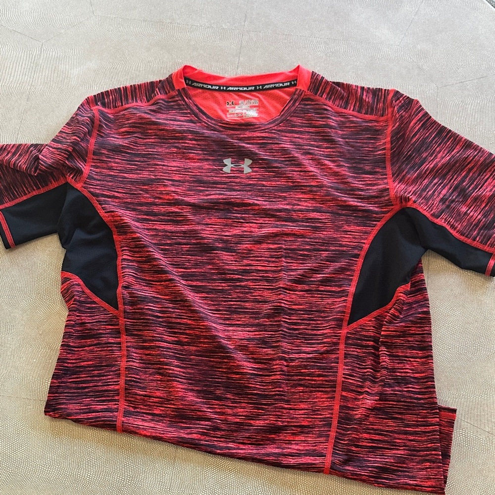Under Armour Dynamic Red and Black Short Sleeve Tee
